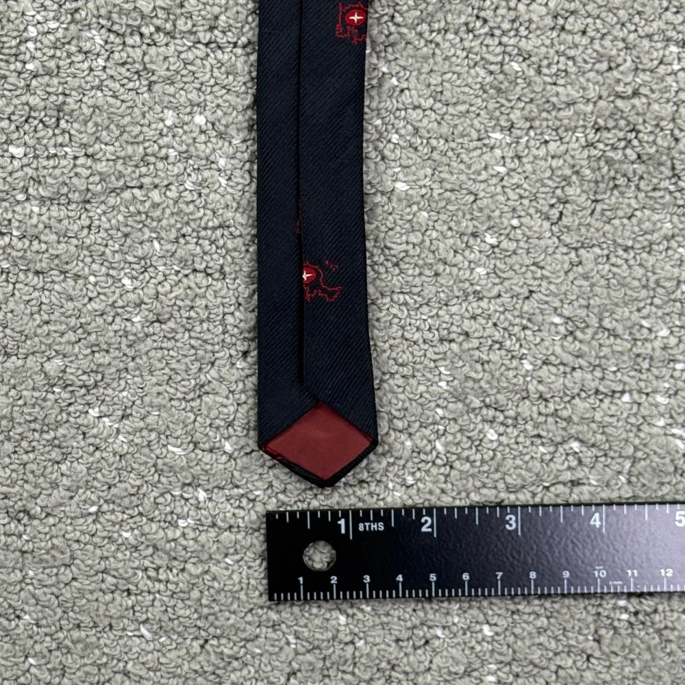 Vintage Warden-Brooks Pure Silk Tie Switzerland Swiss Map Red Black Necktie